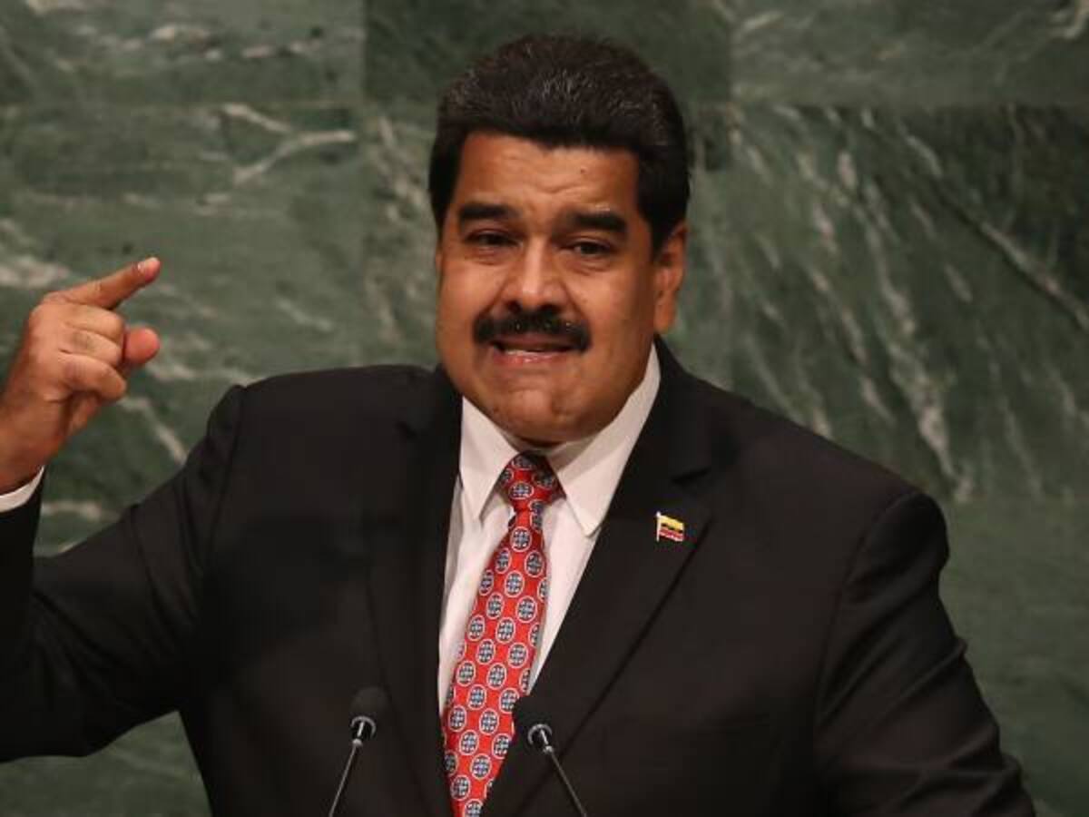 Maduro leyó insultos en su primer Facebook Live