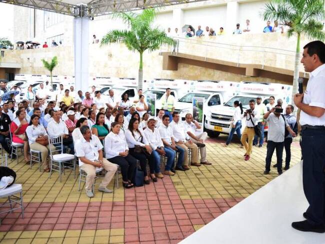 Gobernación de Bolívar hace entrega de 20 ambulancias para 15 municipios del departamento