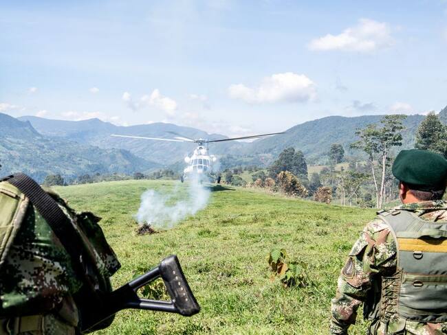 Se desmovilizan 12 guerrilleros de las disidencias de las Farc en Arauca