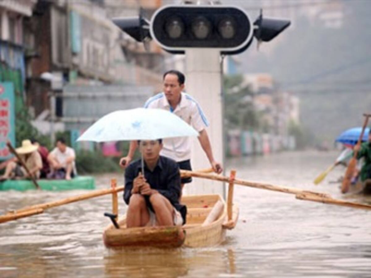Se elevan a 54 los muertos por las inundaciones en China