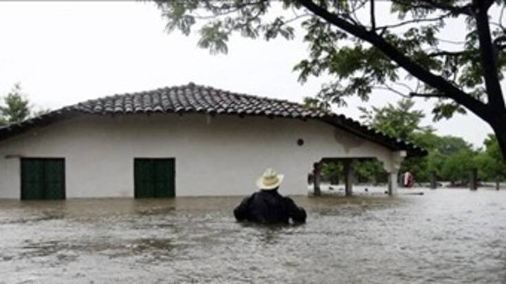 Colombia ofrece ayuda a países damnificados por tormenta tropical Agatha