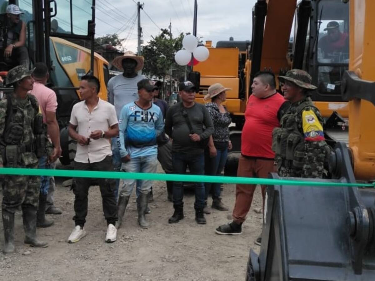Disidencias participaron en la entrega de maquinaria en el Cañón del Micay en Cauca