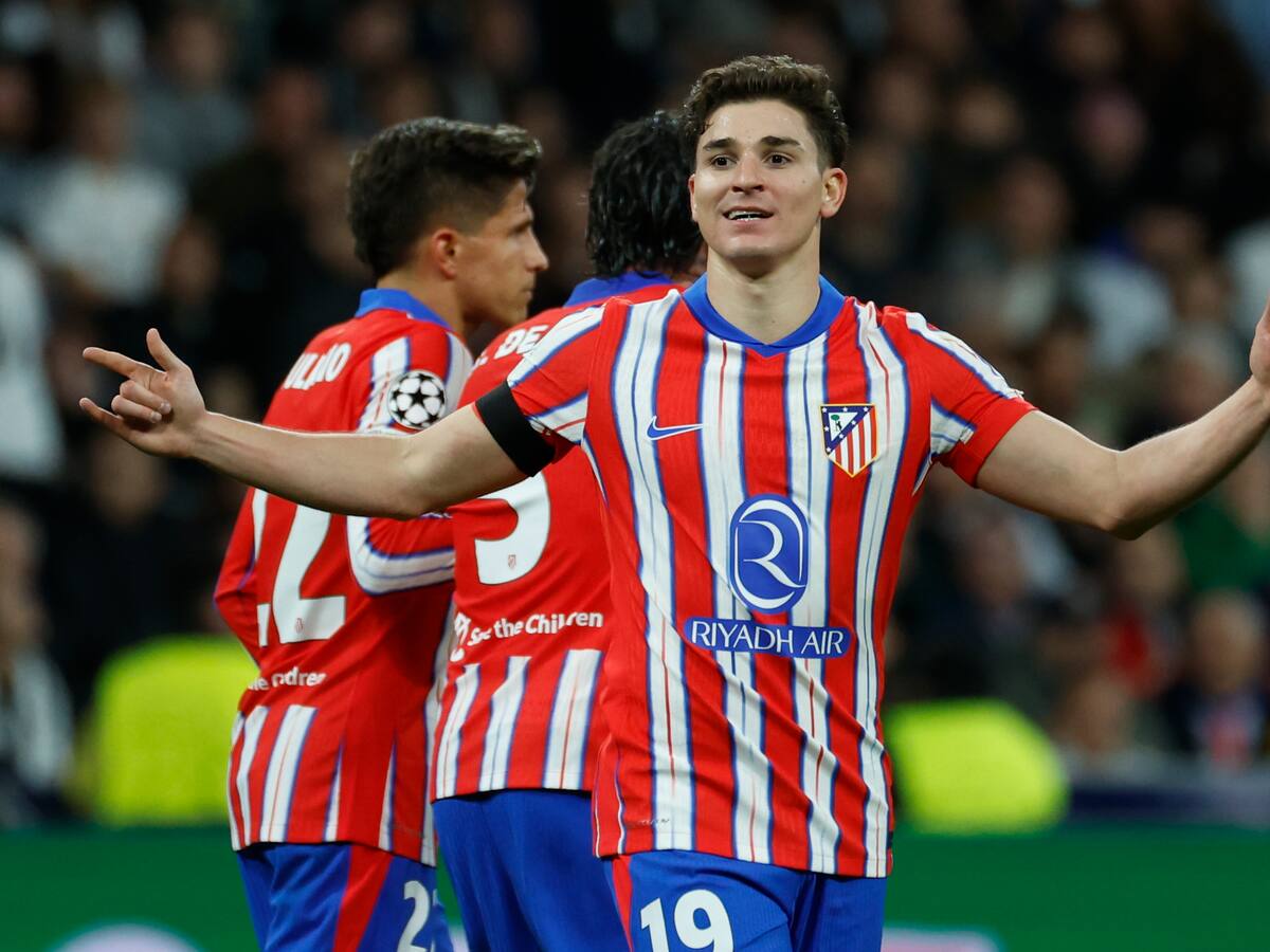 Vea el polémico penalti anulado a Julián Álvarez en la serie Atlético de Madrid vs Real Madrid