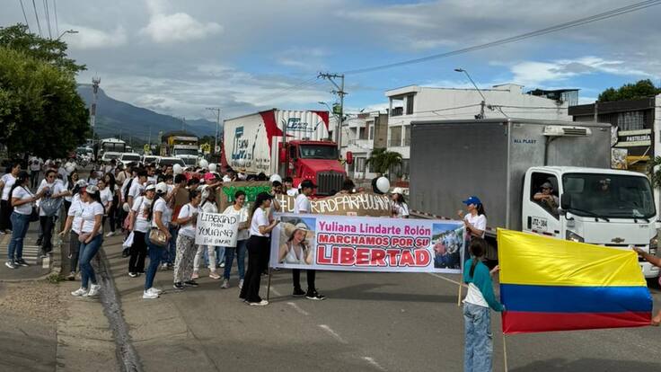 Familiares de Yuliana Lindarte marchan en Los Patios exigiendo su libertad