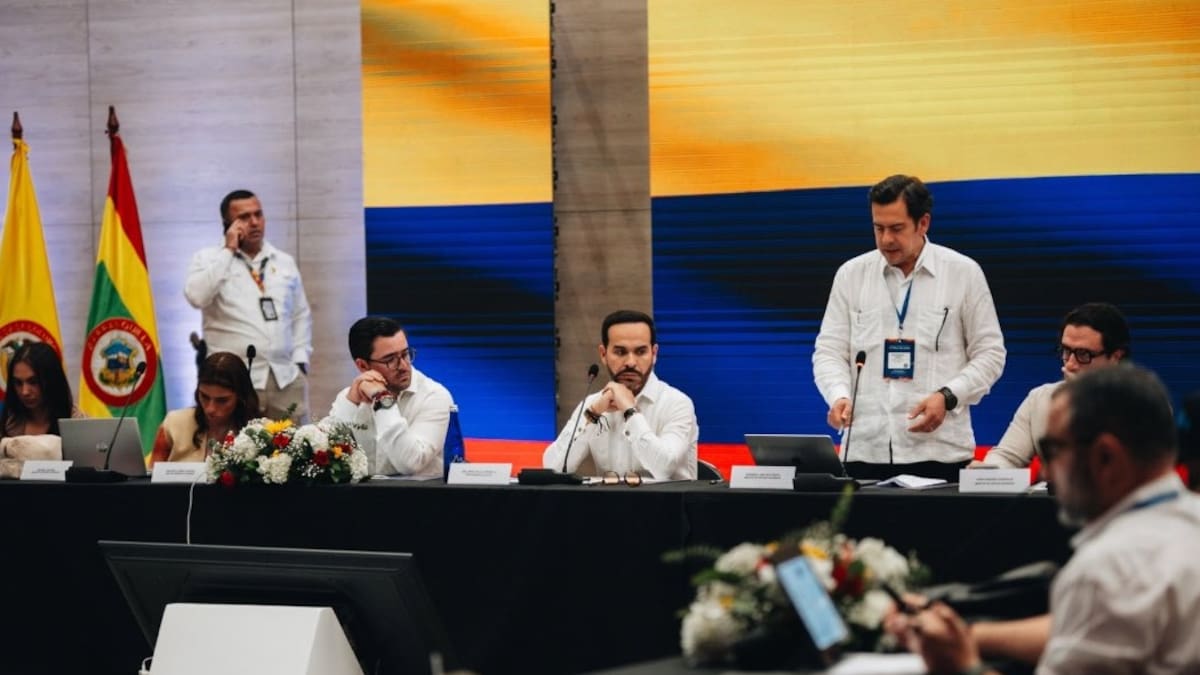Abelardo De la Espriella lidera en Barranquilla reunión con alcaldes de las principales ciudades