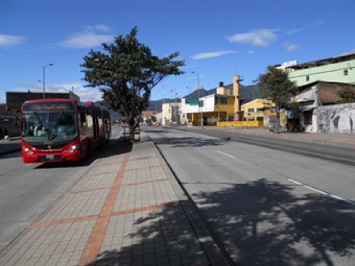 Exalcalde Peñalosa aplaude obras que se harían en la Caracas