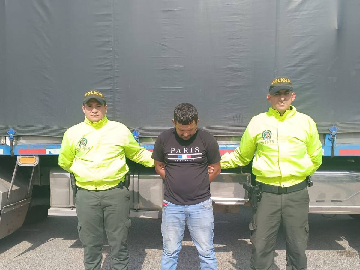 Policía frustró modalidad de “falso servicio” y evitó hurto de vehículo en Bolívar: hay un capturado