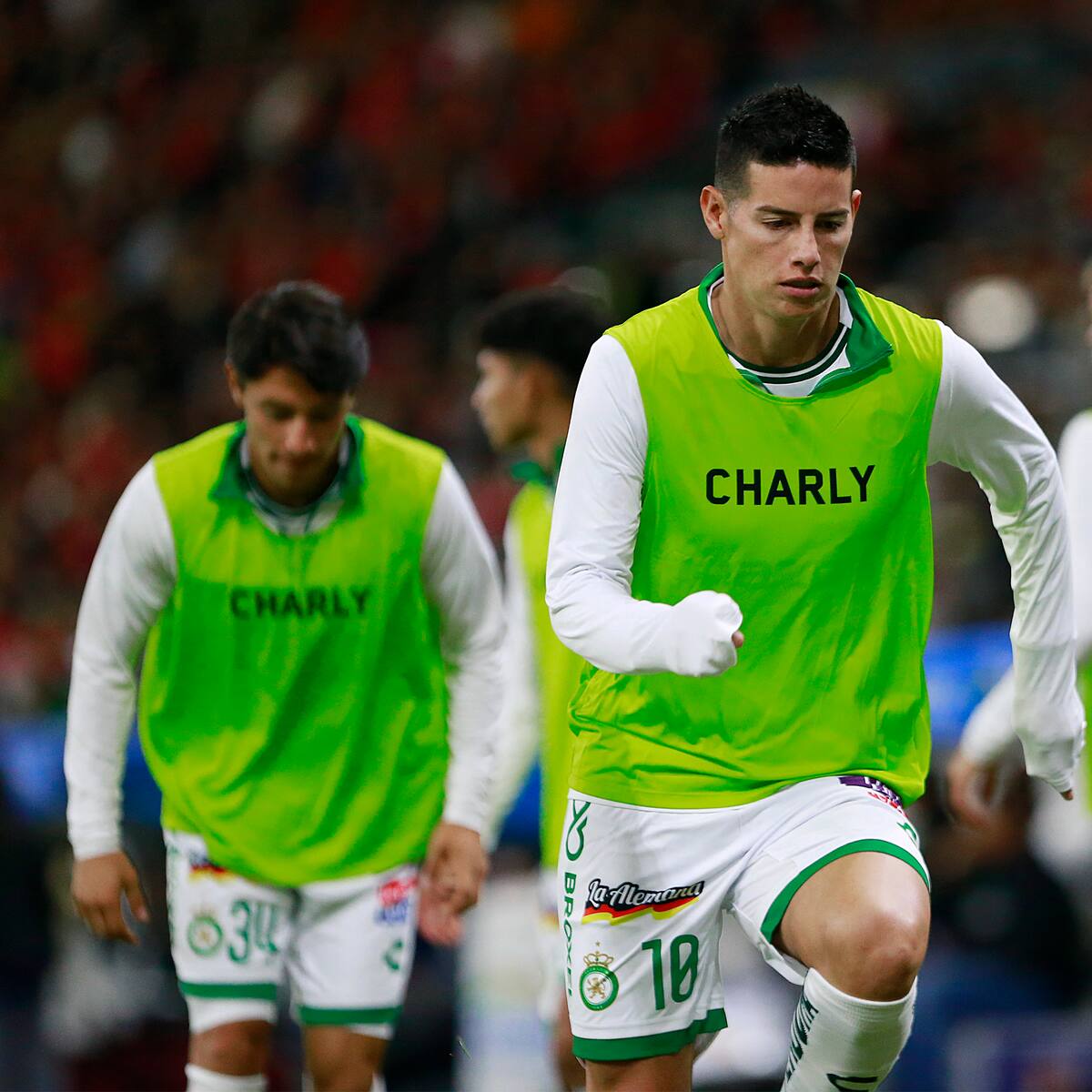 James Rodríguez enciende las alarmas en México: ¿Primera lesión en León?