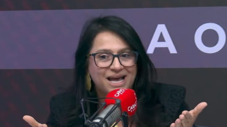 Es lamentable que un gobierno que ganó con apoyo de tantas mujeres, las utilice y cosifique: Holguín