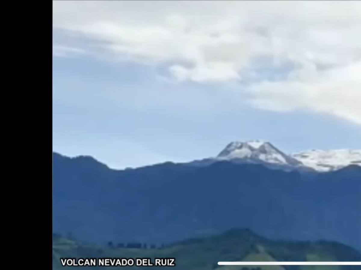 Video sobre actividad del volcán Nevado del Ruiz es falso: Servicio Geológico Colombiano