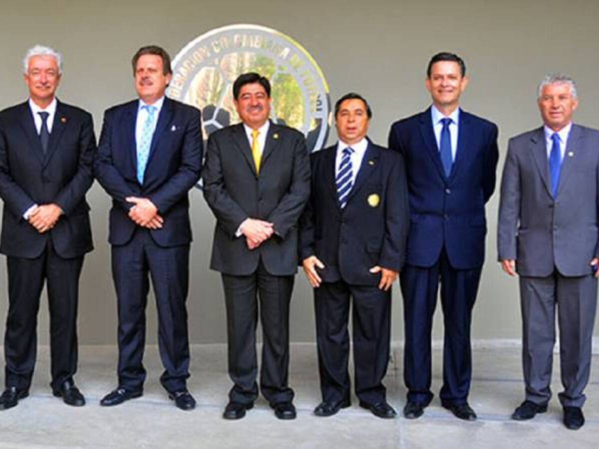 SIC abrió investigación por venta de boletas de la Selección Colombia