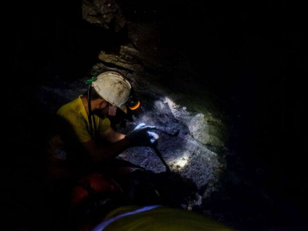 Encuentran primer cuerpo en mina la Mestiza
