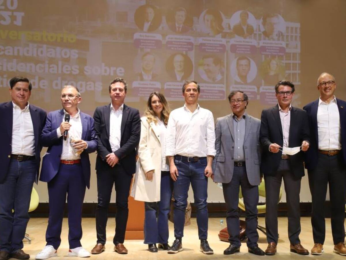 El 71% de los precandidatos presidenciales no han publicado su declaración de renta