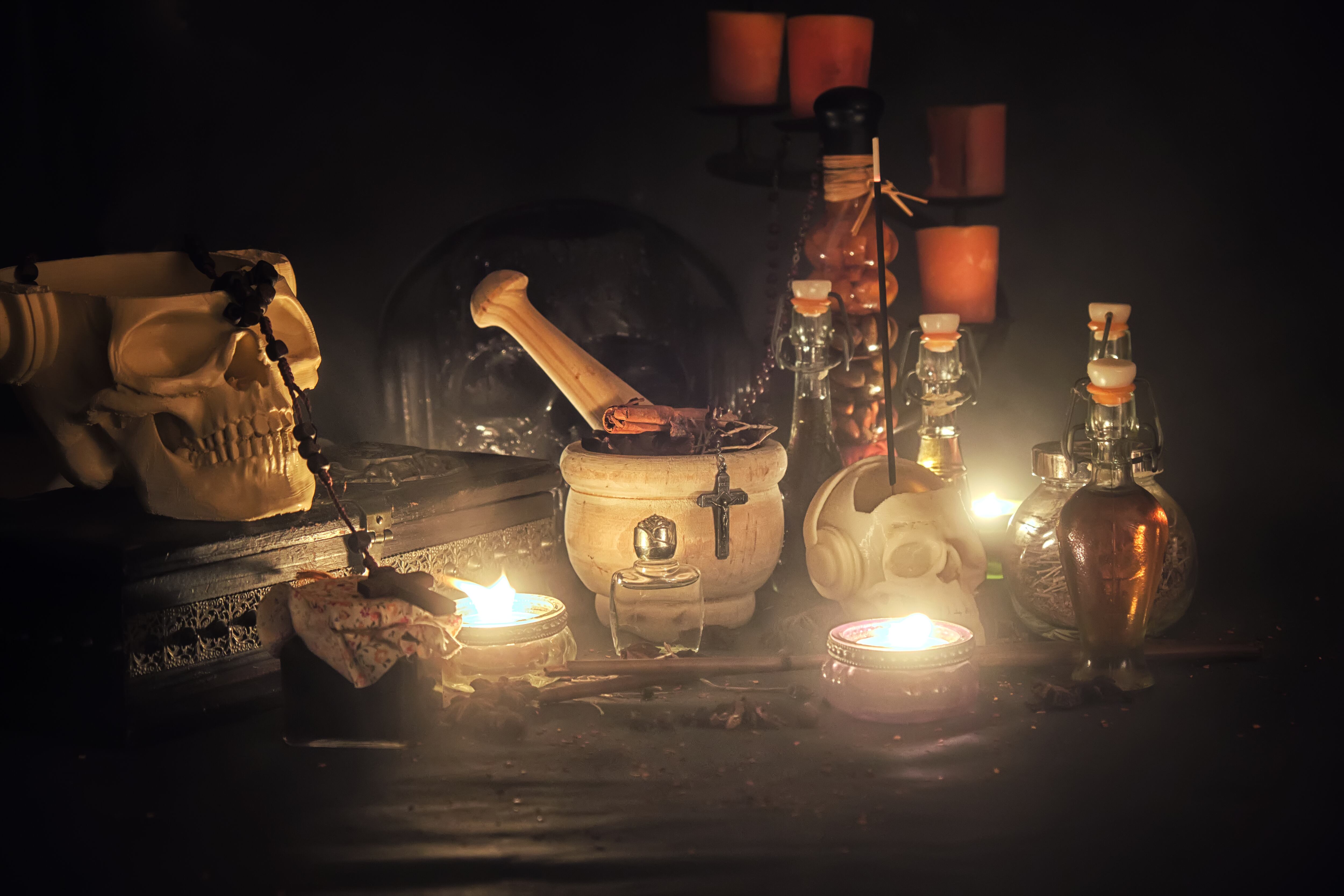 Imagen de referencia de brujería. Foto: Antonio Márquez lanza / Getty Images