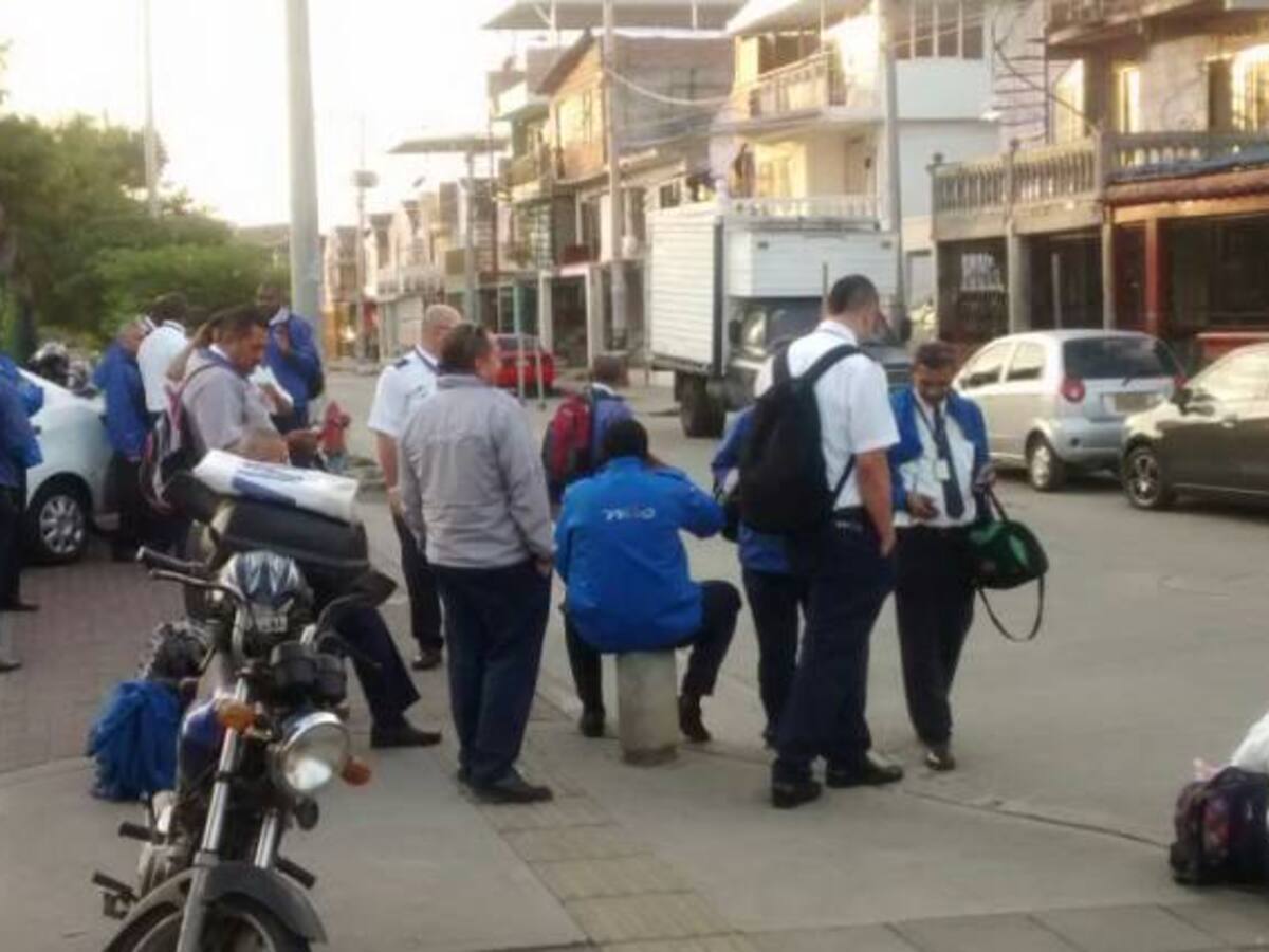 Trabajadores de Unimetro anuncian paro en Cali porque no les pagan