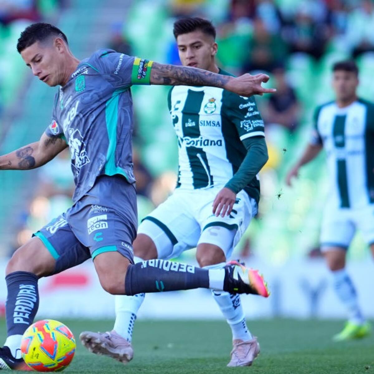 Santos deja al León, de James Rodríguez, sin invicto y sin récord en México