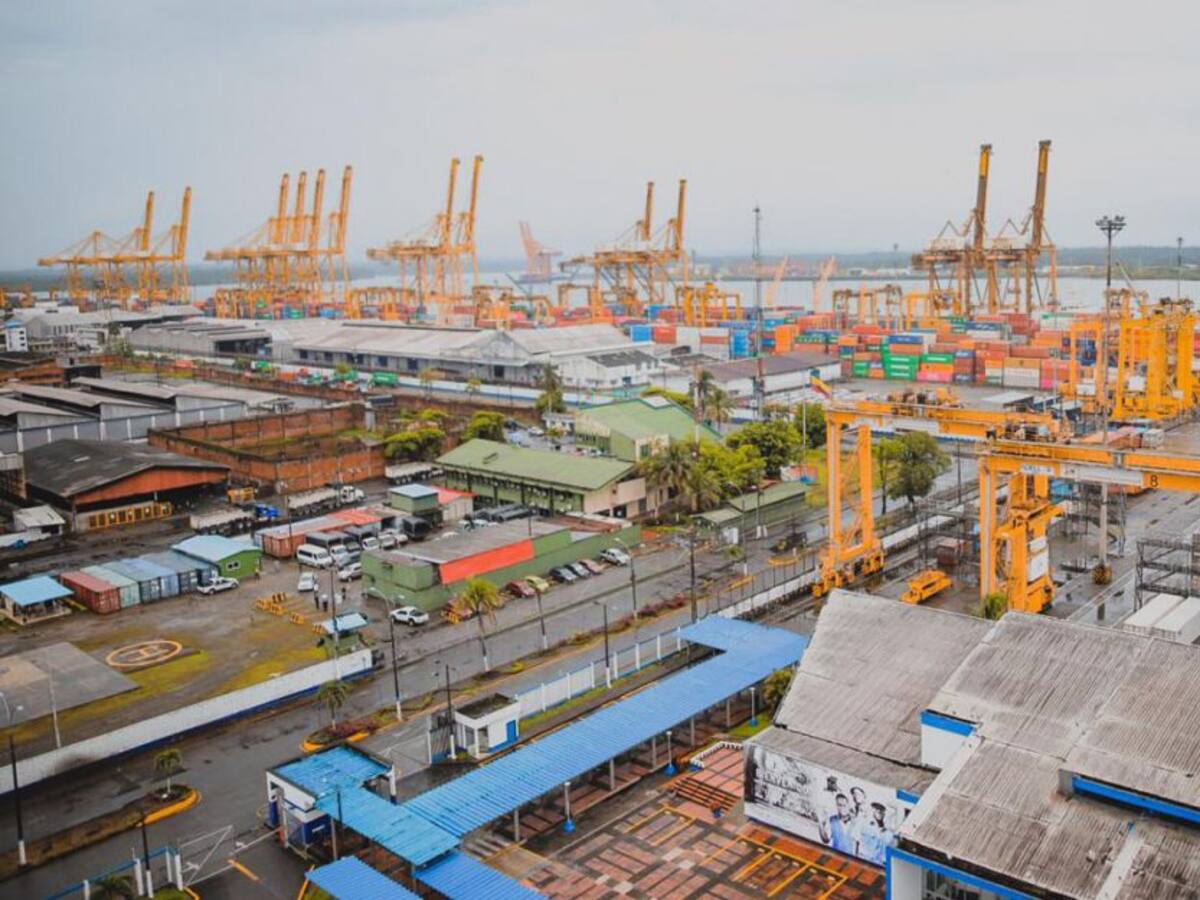 Nueva terminal en Buenaventura para regasificación de gas natural licuado