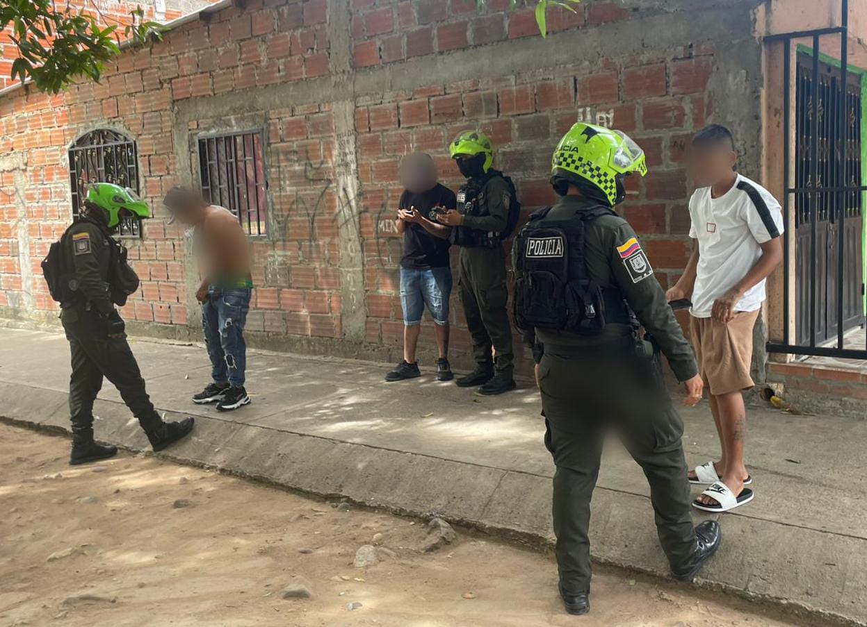 La Policía Metropolitana de Neiva intensificó los operativos de seguridad durante el fin de semana, logrando capturas, incautación de estupefacientes y controles para fortalecer la convivencia ciudadana.