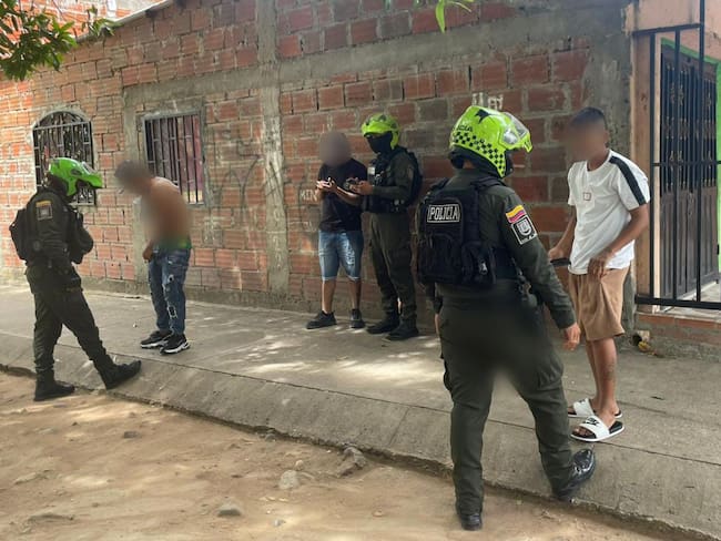 La Policía Metropolitana de Neiva intensificó los operativos de seguridad durante el fin de semana, logrando capturas, incautación de estupefacientes y controles para fortalecer la convivencia ciudadana.