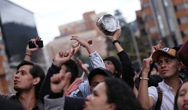 ¿Está de acuerdo con la propuesta de reglamentar la protesta social en el país?. Foto: Colprensa