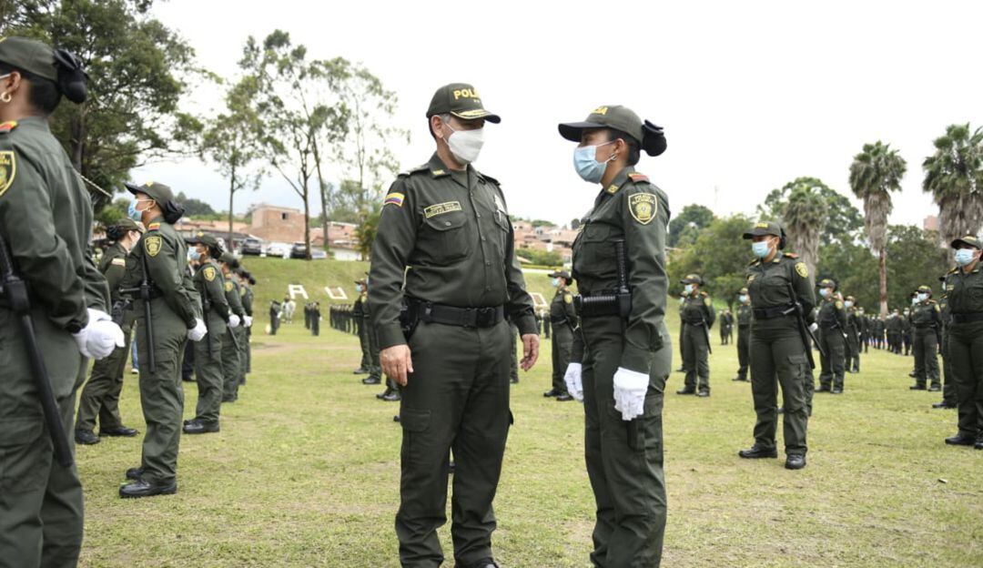 Policía