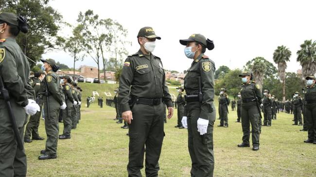 Policía