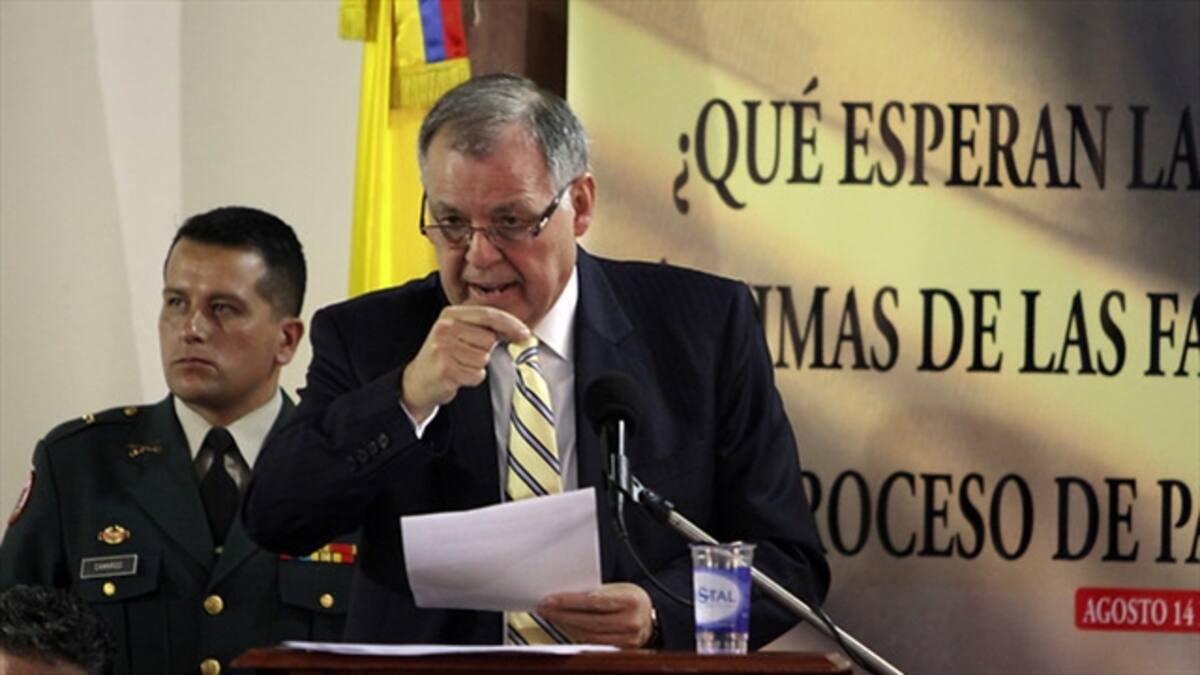 Procurador pide que sigan suspendidos diálogos hasta liberación del general