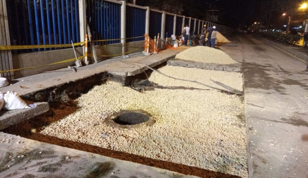 Aguas de Cartagena concluyó la reparación de un daño detectado en la infraestructura del sistema de alcantarillado