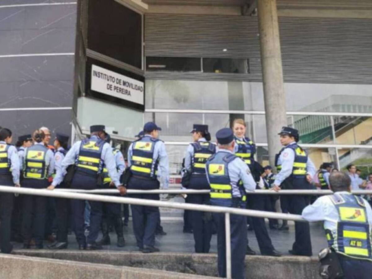 CTI de la Fiscalía se tomó el Instituto de Movilidad y Tránsito en Pereira