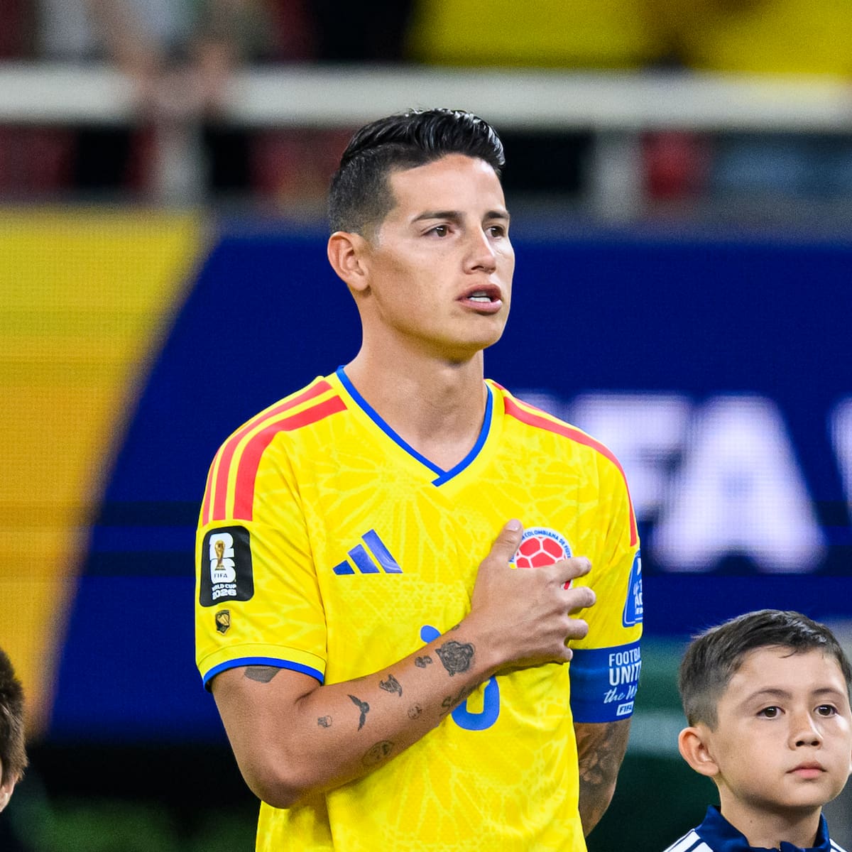 Triste mensaje de James Rodríguez por víctimas del terremoto en Colombia: “Me llena de impotencia”