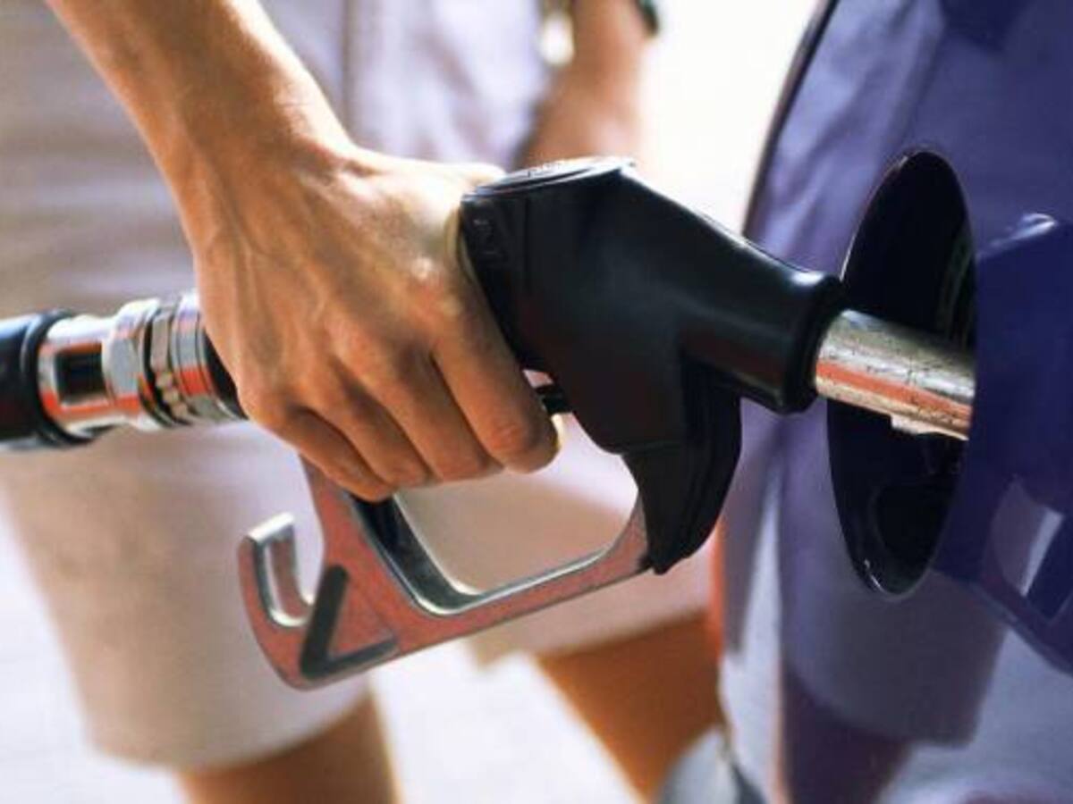 Precios de la gasolina y ACPM se mantienen "por ahora" durante abril