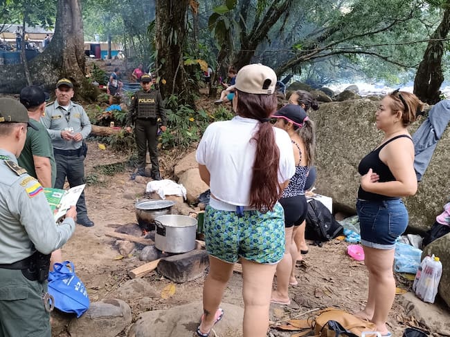 Policía garantiza la seguridad y el cuidado de los balnearios en Florencia