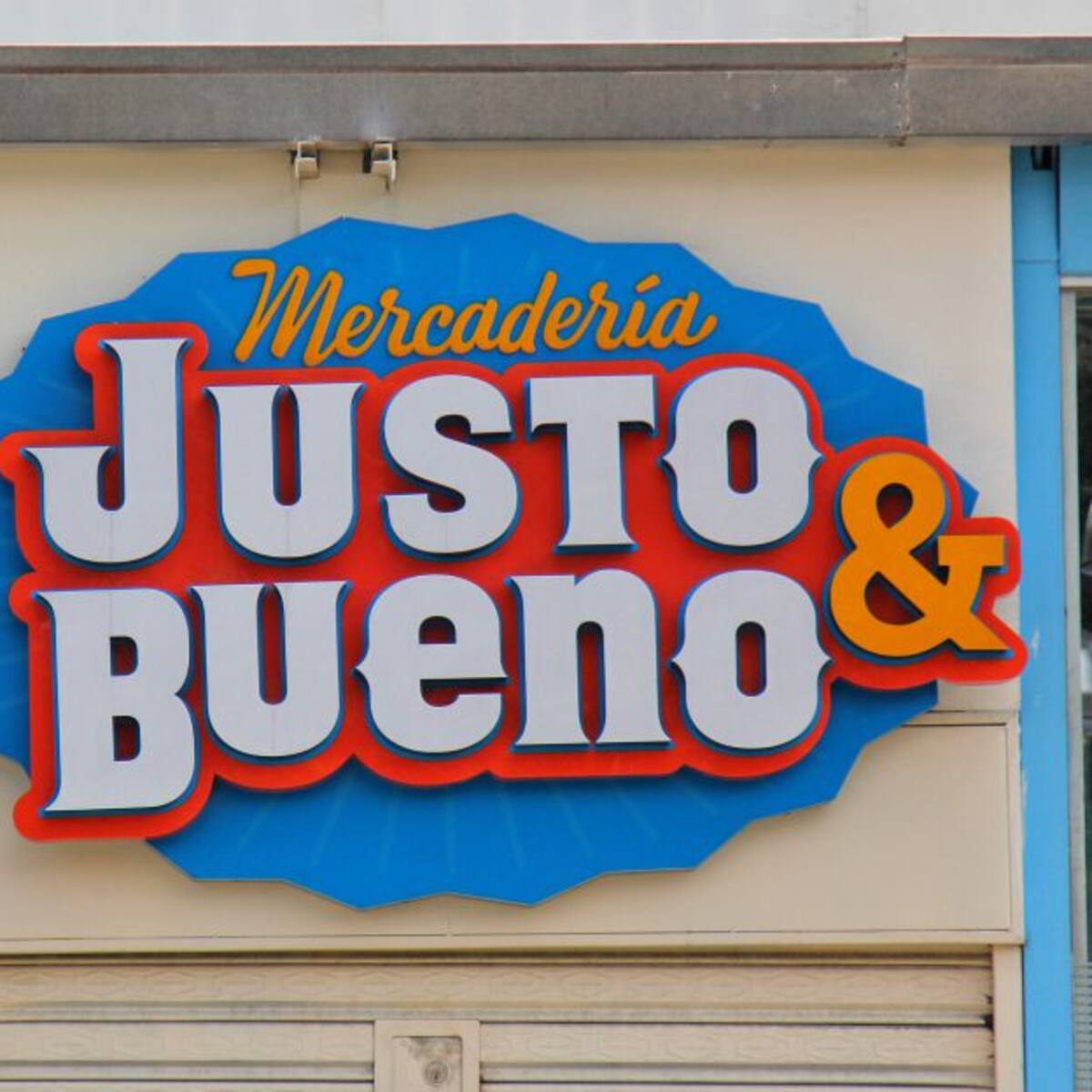 Justo & Bueno reabre sus tiendas en medio del proceso de liquidación