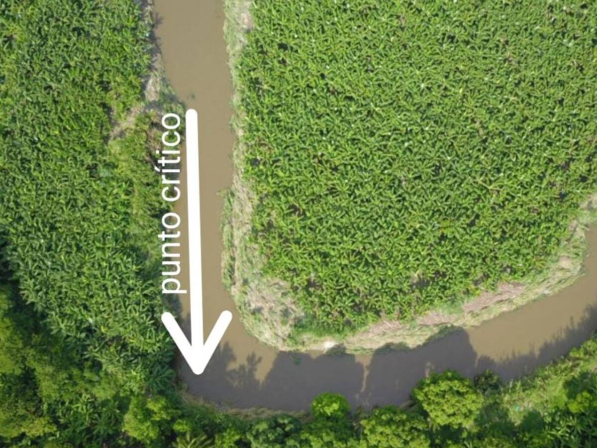 Con maquinaria amarilla intervendrán nuevos puntos críticos del río Sevilla