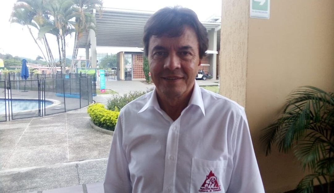 Roberto Vélez, Gerente de la FNC