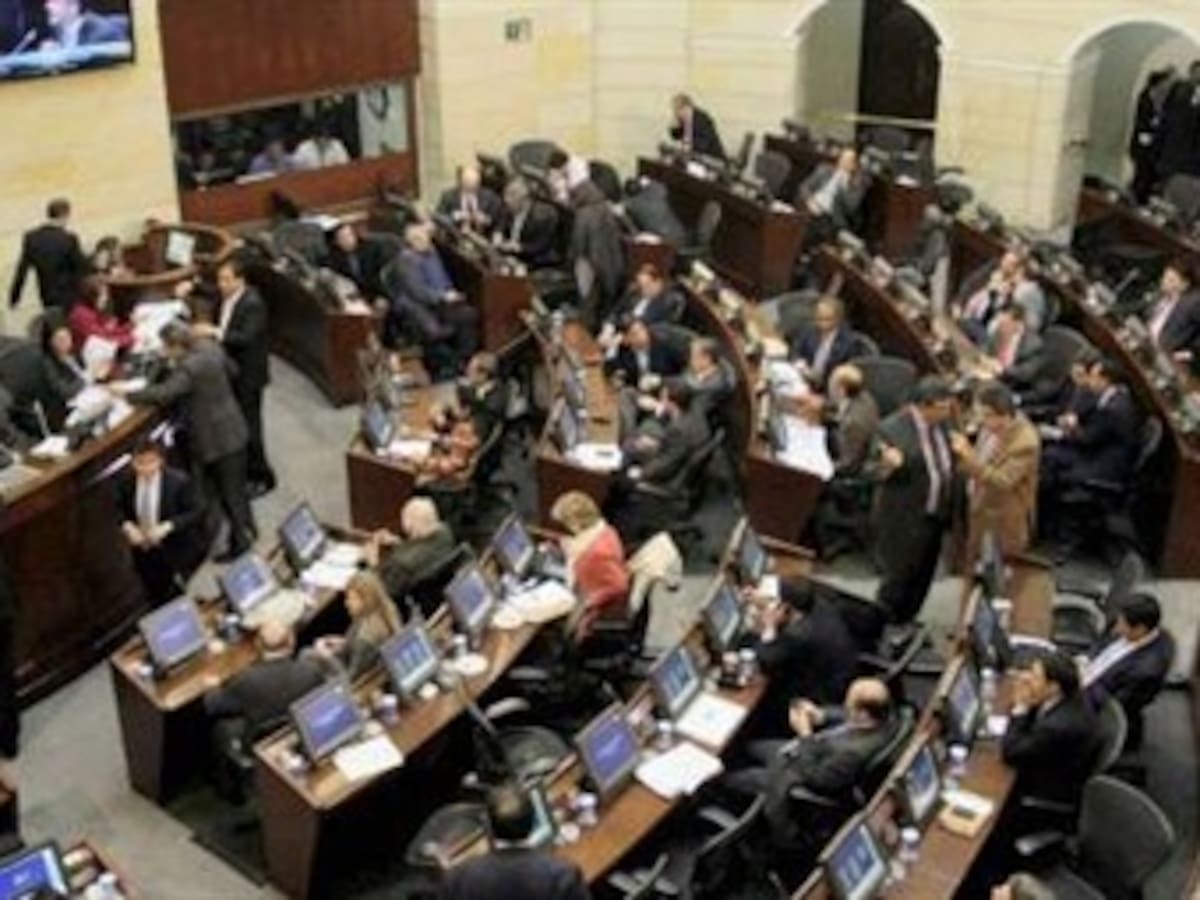 Estos serían los señalados por el uribismo de recibir ‘mermelada’ de Santos