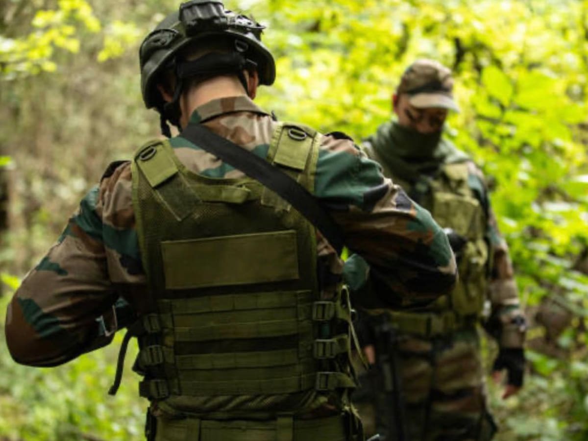 Condenan a militar que se ausentó de sus labores y fue encontrado durmiendo