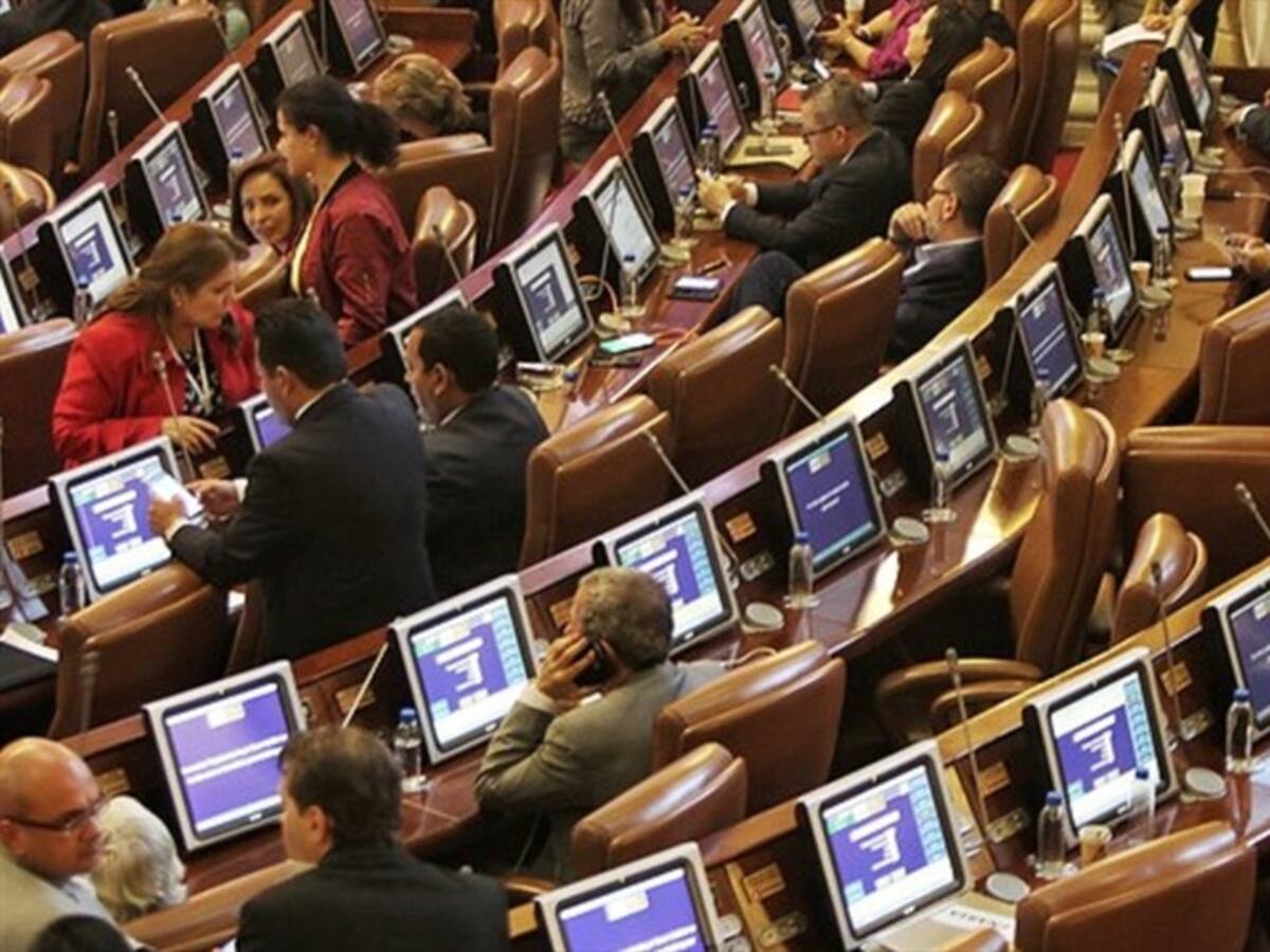 Reforma Política se hunde en el Senado