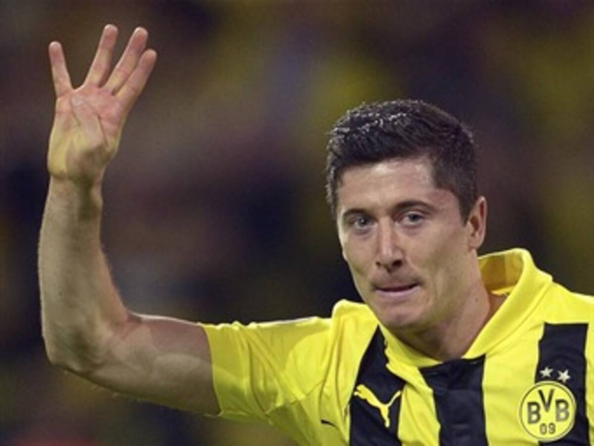 Robert Lewandowski no se mueve del Borussia Dortmund
