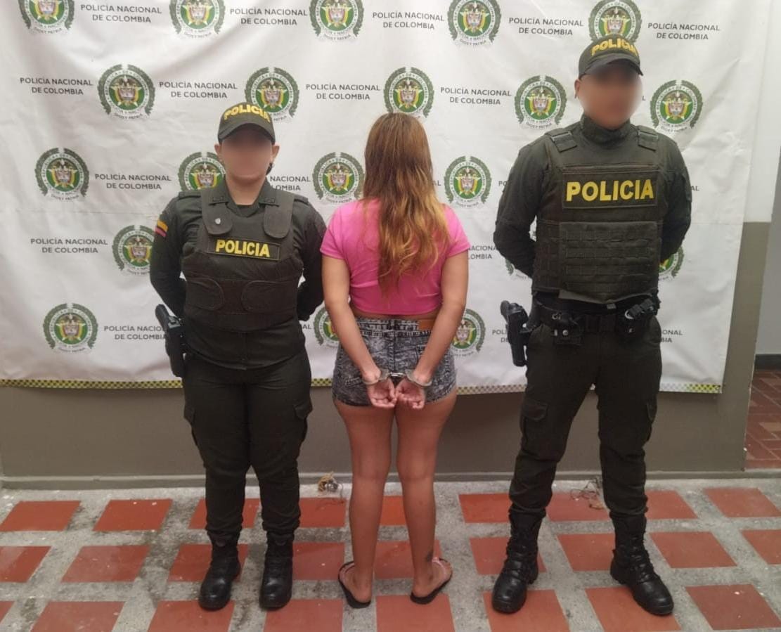 Mujer capturada en Chigorodó- foto policía Urabá