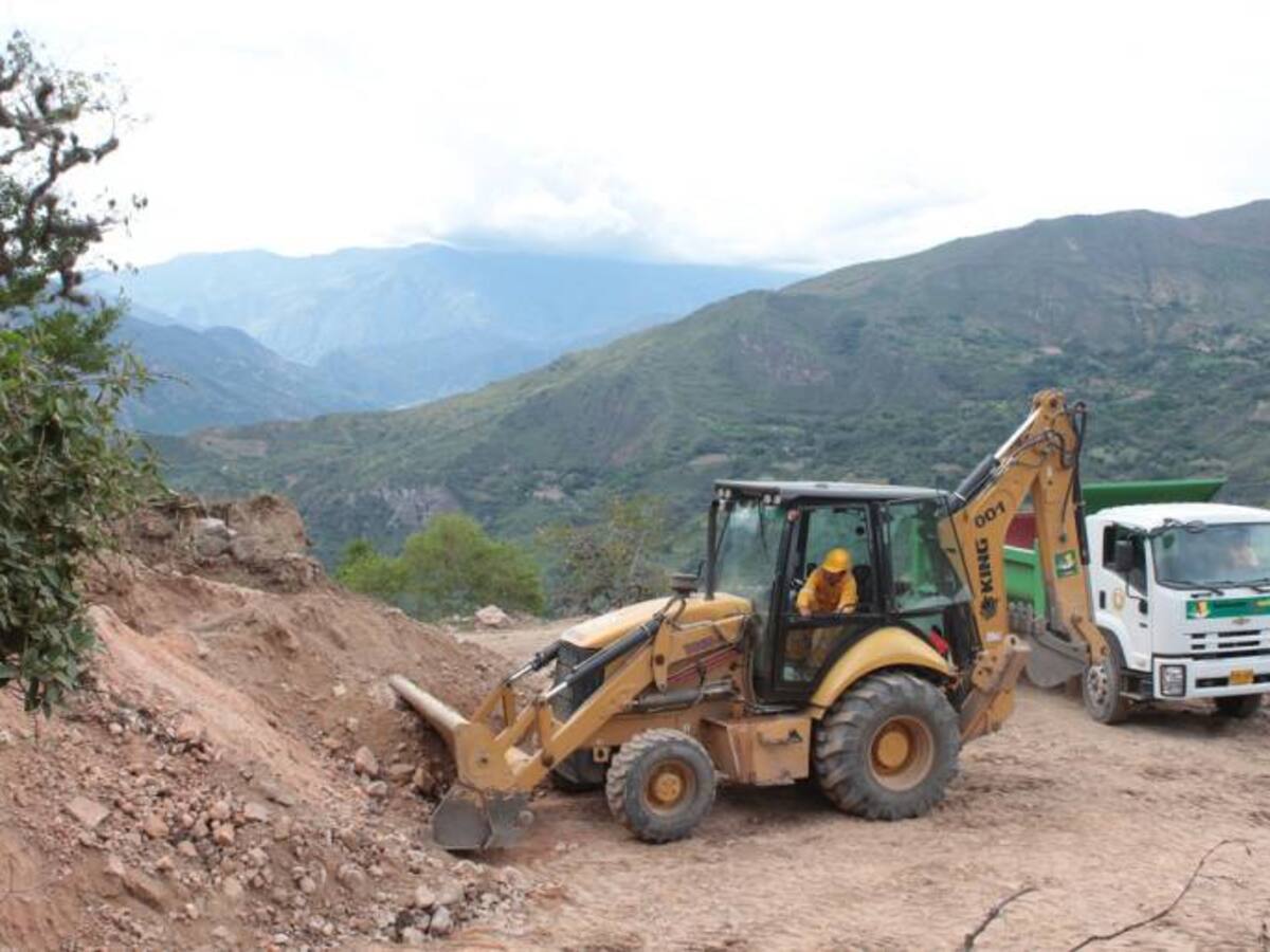 Fuertes lluvias destruyeron un Puente en la vía Tibaná – Garagoa