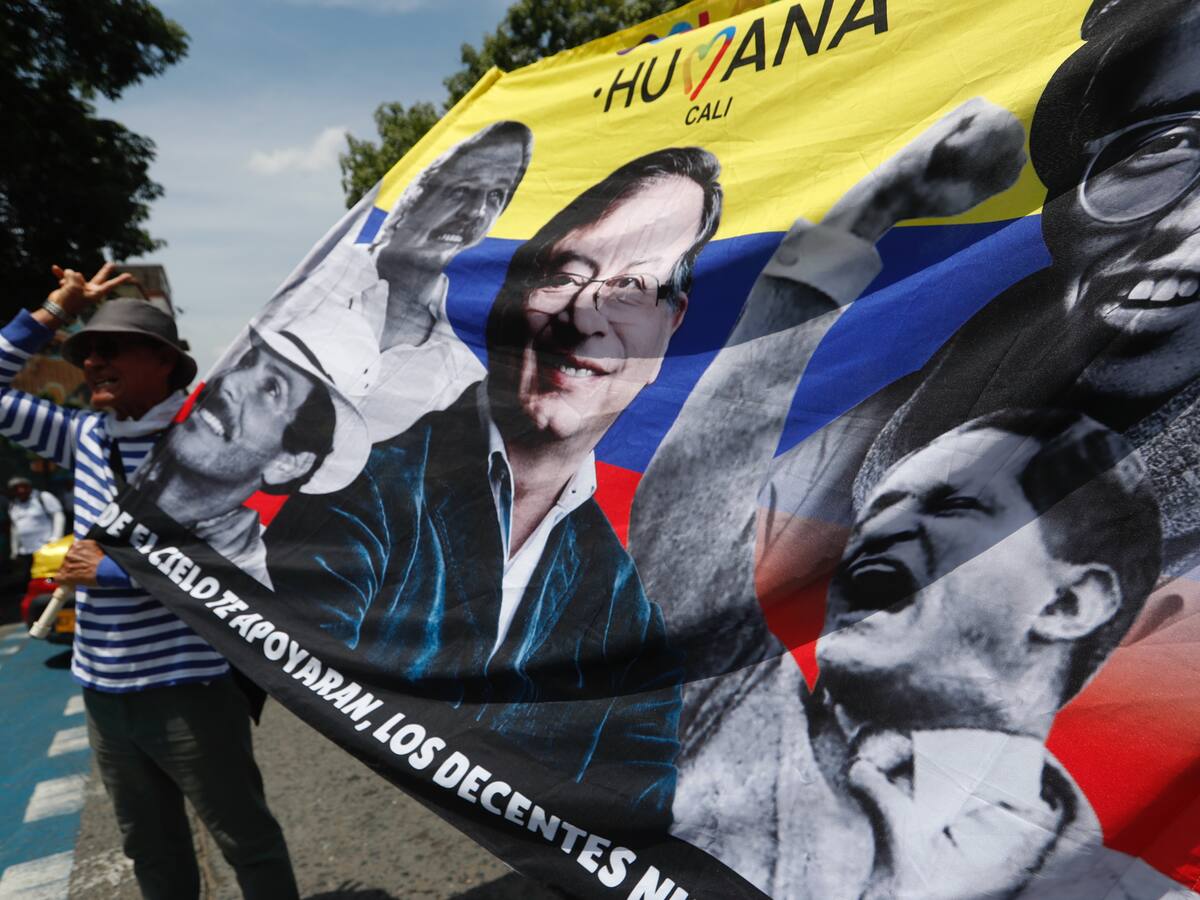 Petro pide al a ciudadanía que marche el 1 de mayo ‘por su estabilidad laboral’