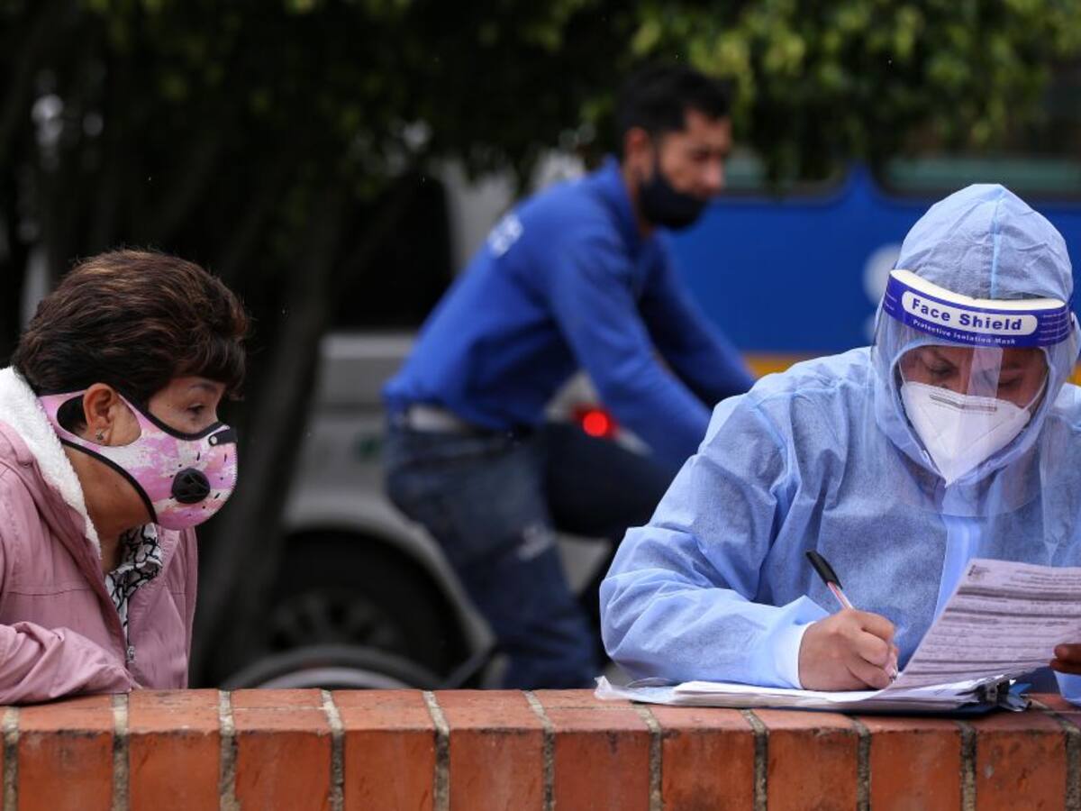 Coronavirus en Colombia: hay 26.721 nuevos casos y 553 fallecidos