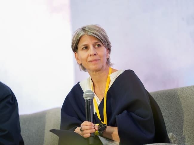 Marcela Meléndez, directora de Fedesarrollo, propuso cambios a ciertos impuestos para aliviar la carga económica del Estado | Foto: Caracol Radio