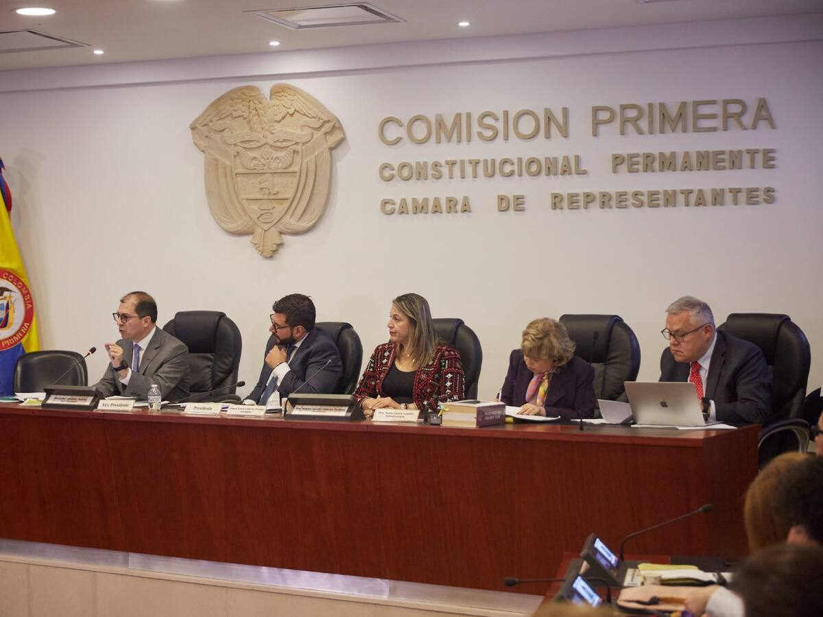 Fiscalía se opone a despenalizar el incesto y la inasistencia alimentaria