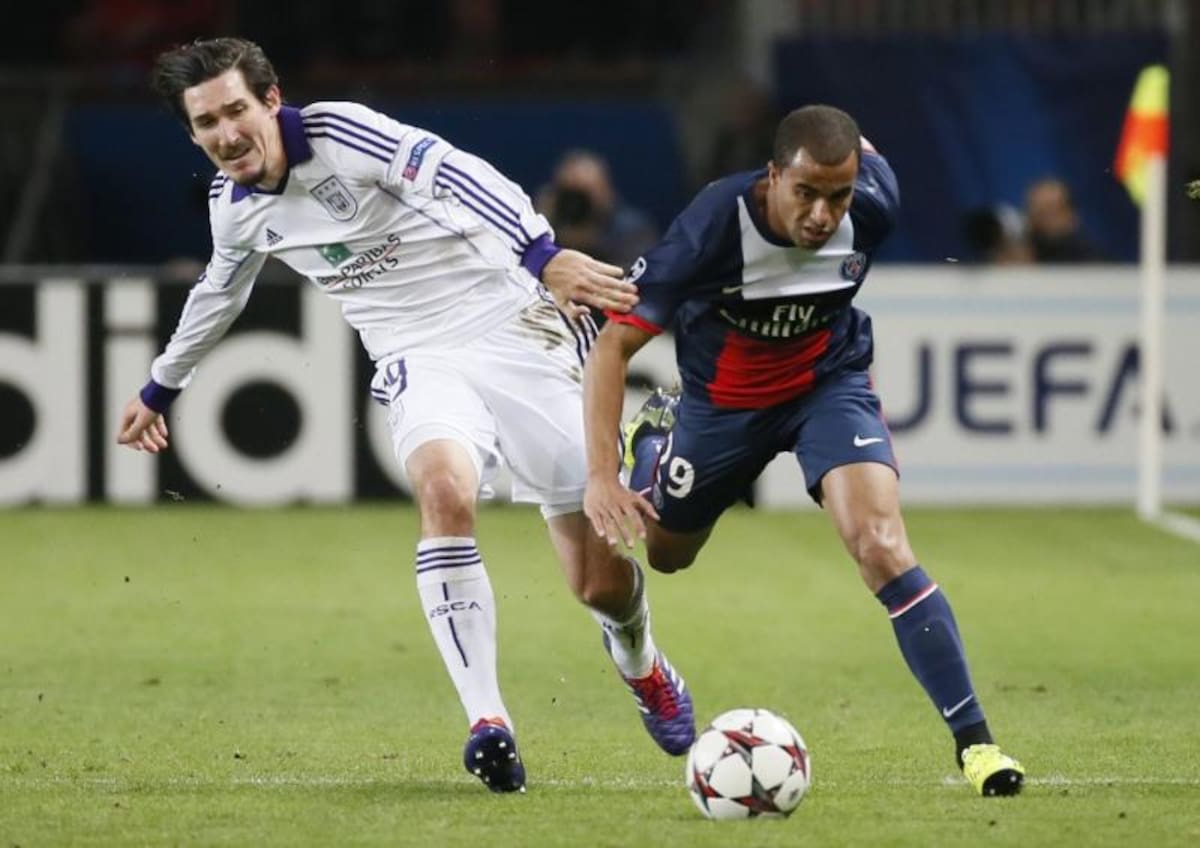 Estos fueron algunos resultados: Real Madrid empató 2-2 con Juventus, Man. City goleó 5-2 al CSKA de Moscú, B.Múnich venció 1-0 a Viktoria Plzen, Man. United igualaó a cero con Real Sociedad, PSG también empató 1-1 con Anderlecht.