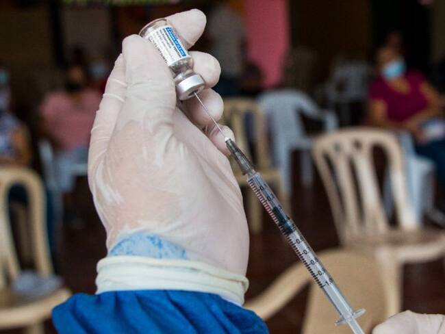 Vacunación anticovid en Santander no llega al 80%