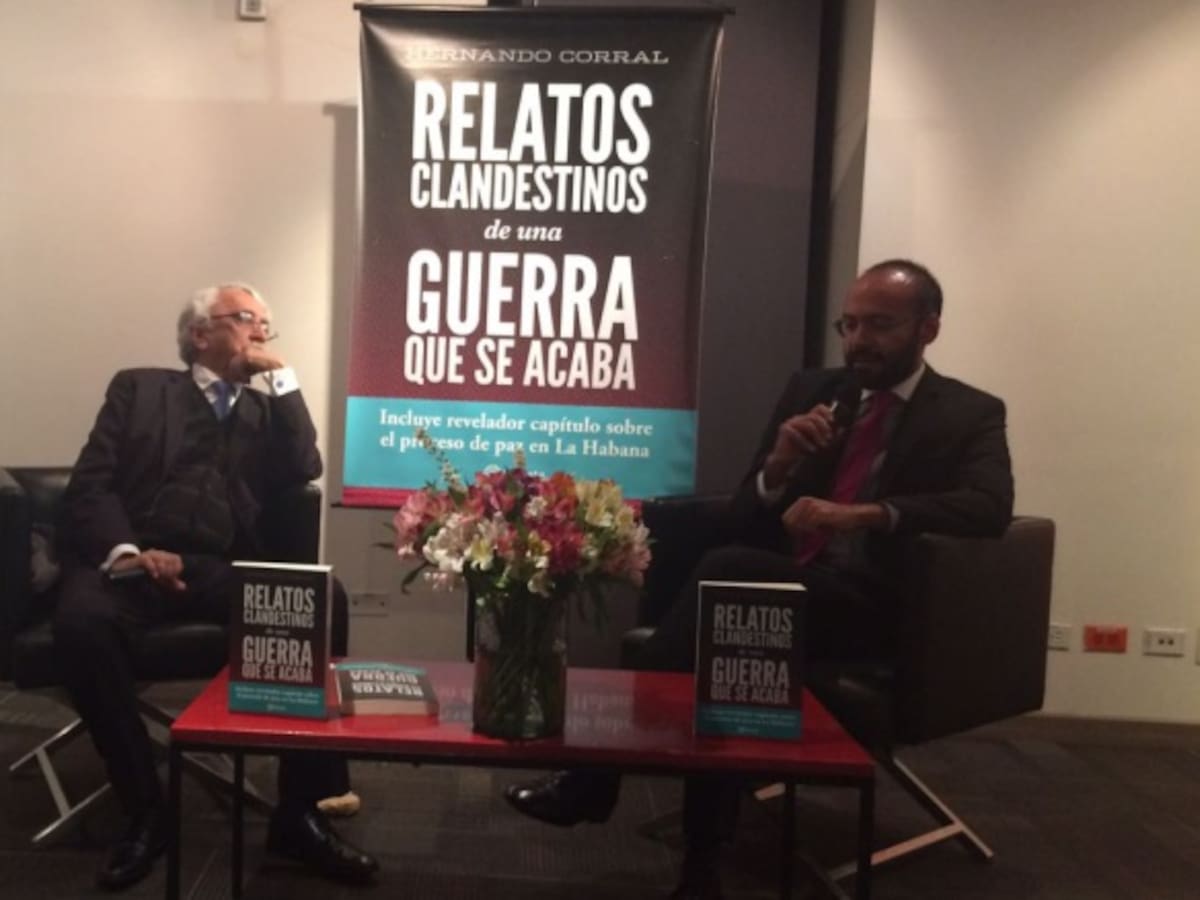 Hernando Corral presentó su libro “Relatos clandestinos de una guerra que se acaba”