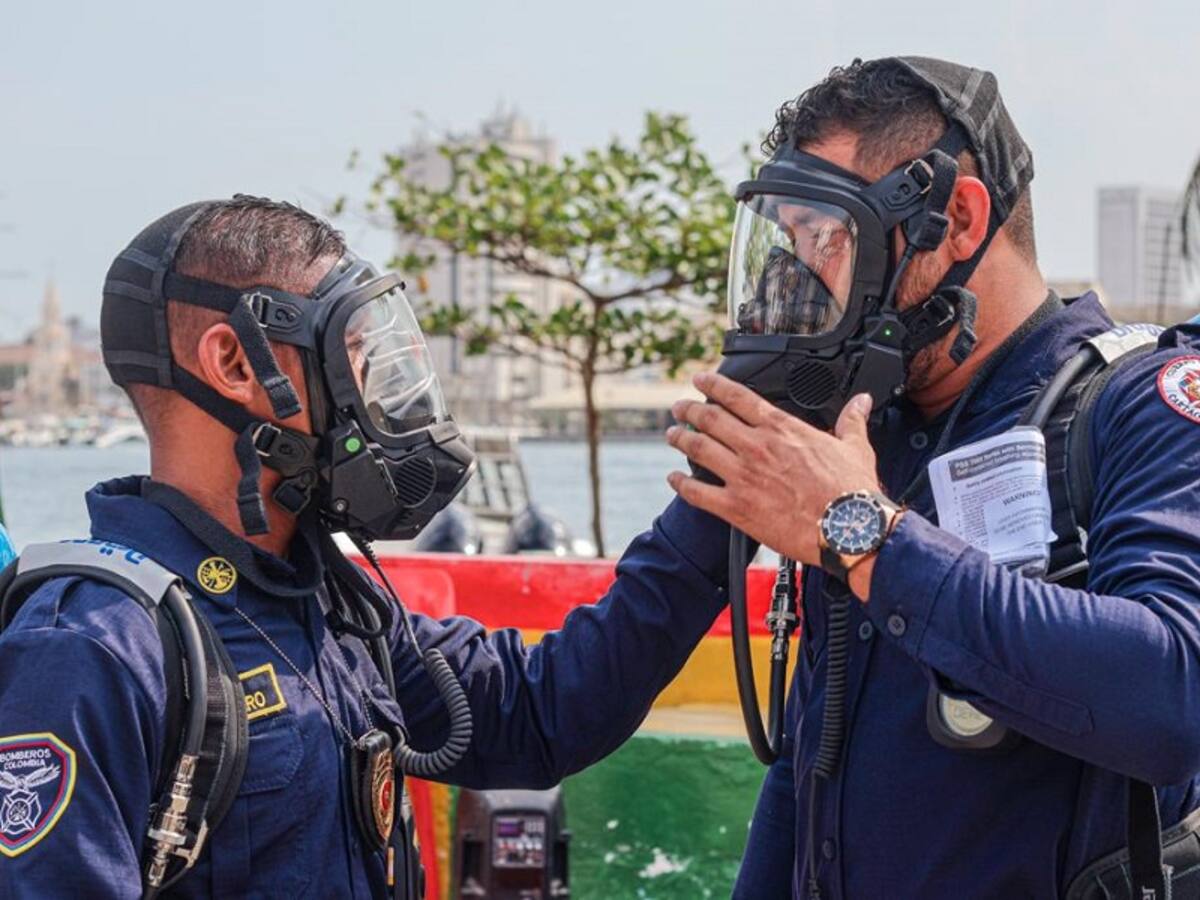 Entregaron equipos de respiración autónoma al Cuerpo de Bomberos de Cartagena