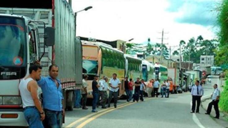 Nuevamente se encuentra con cierre total vía a la Línea